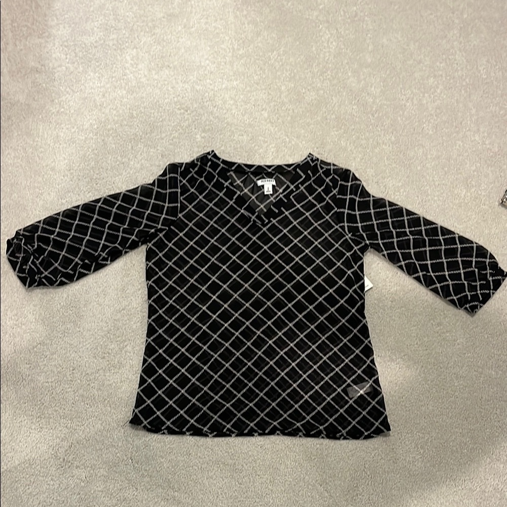 Old Navy Black and White Blouse